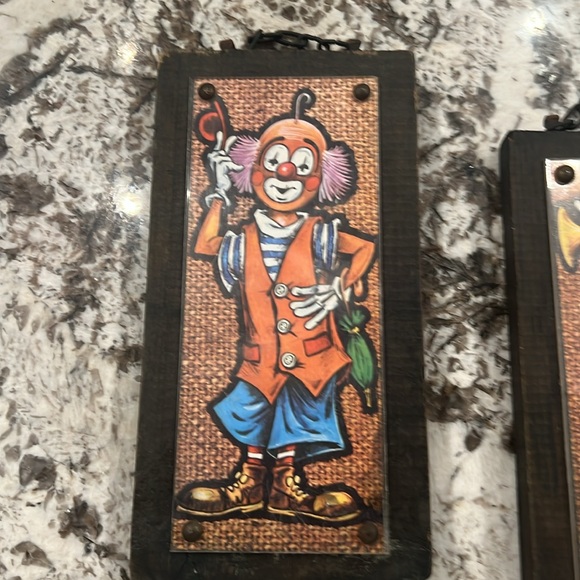 Vintage clown 🤡 street art made in Spain 🇪🇸 very old and rare find two 👍 - Picture 6 of 6